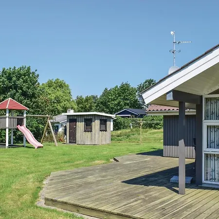 3 Bedroom Lovely Home In Humble Nordenbro Vesteregn