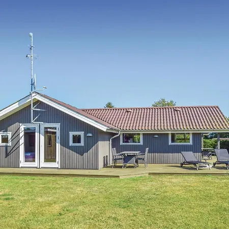 3 Bedroom Lovely In *